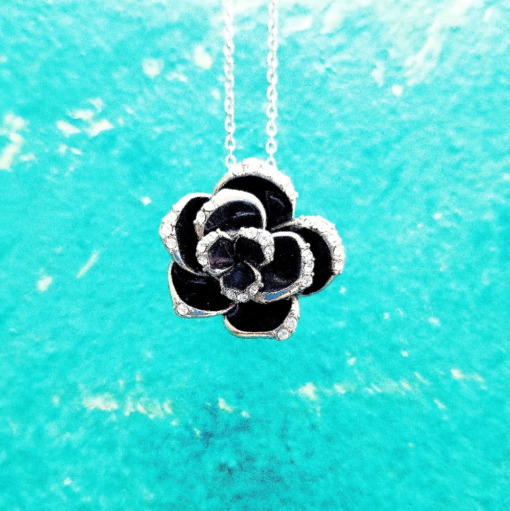 Swarovski Crystals Element Rose Floral Necklace